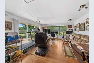 330 Cornell Avenue, Des Plaines, IL 60016 - Photo 6