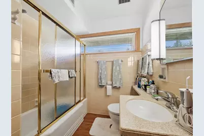 330 Cornell Avenue, Des Plaines, IL 60016 - Photo 18