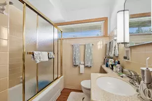 330 Cornell Ave, Des Plaines, IL 60016 - Photo 18