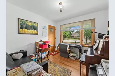 330 Cornell Avenue, Des Plaines, IL 60016 - Photo 20
