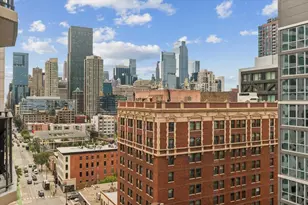 70 W Huron St, Chicago, IL 60654 - Photo 6