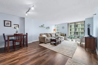 70 W Huron Street #1505, Chicago, IL 60654 - Photo 2