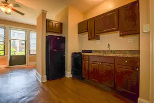 5326 S Cornell Ave, Chicago, IL 60615 - Photo 2