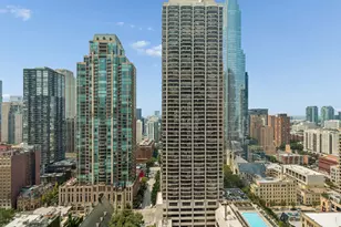 100 E Huron St, Chicago, IL 60611 - Photo 26