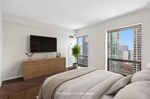 100 E Huron St, Chicago, IL 60611 - Photo 14