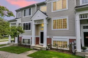 1002 Savoy Ct, Elk Grove Village, IL 60007 - Photo 2