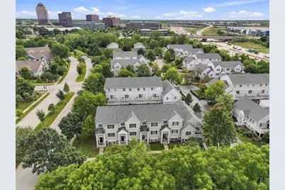 1002 Savoy Court, Elk Grove Village, IL 60007 - Photo 30