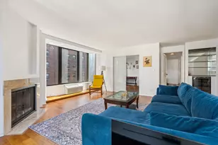 40 E Delaware Pl, Chicago, IL 60611 - Photo 4