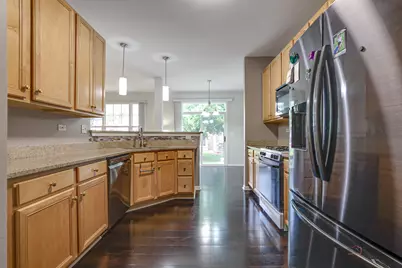 467 Pine Lake Circle, Vernon Hills, IL 60061 - Photo 20