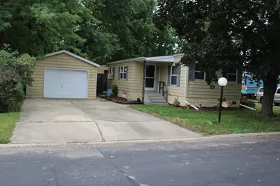 92 Oak Avenue, Sandwich, IL 60548 - Photo 2