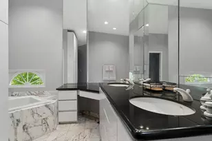 211 Blackhawk Rd, Highland Park, IL 60035 - Photo 16