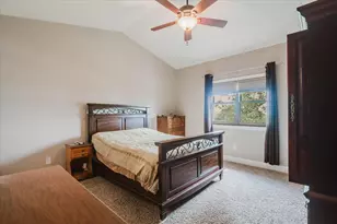615 Prairie Meadows Dr, Heyworth, IL 61745 - Photo 14