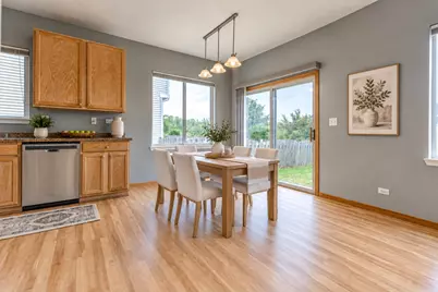 357 W Waterbury Drive, Round Lake, IL 60073 - Photo 6