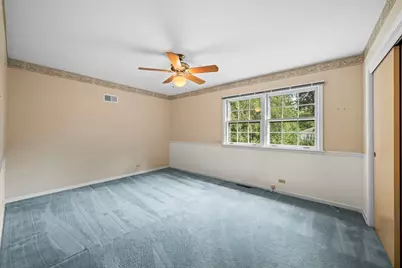 705 S Kennicott Avenue, Arlington Heights, IL 60005 - Photo 16