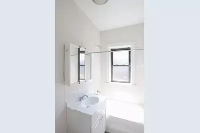 5419 S Harper Avenue #311, Chicago, IL 60615 - Photo 8