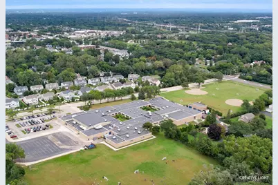 [Address not provided], Glen Ellyn, IL 60137 - Photo 18