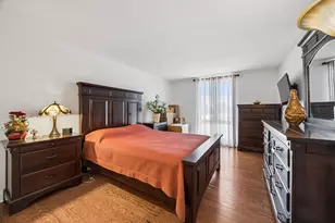 8350 W Addison St, Chicago, IL 60634 - Photo 10