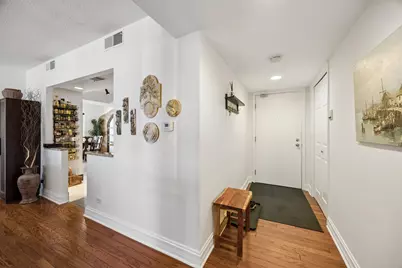 8350 W Addison Street #301, Chicago, IL 60634 - Photo 2