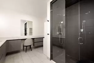 1000 W Monroe St, Chicago, IL 60607 - Photo 12