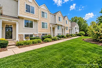 1710 Middlebury Drive #1710, Aurora, IL 60503 - Photo 2