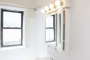 5419 S Harper Ave, Chicago, IL 60615 - Photo 6
