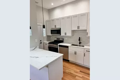 4121 W Montrose Avenue #1, Chicago, IL 60641 - Photo 10