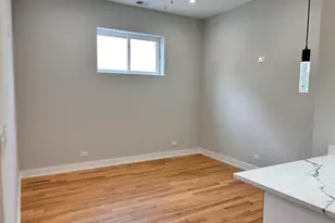 4121 W Montrose Ave, Chicago, IL 60641 - Photo 6