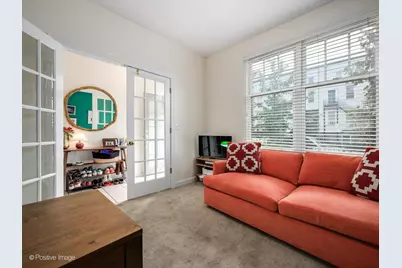 867 N May Street, Chicago, IL 60642 - Photo 4