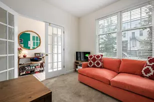 867 N May St, Chicago, IL 60642 - Photo 4