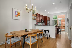 867 N May St, Chicago, IL 60642 - Photo 14