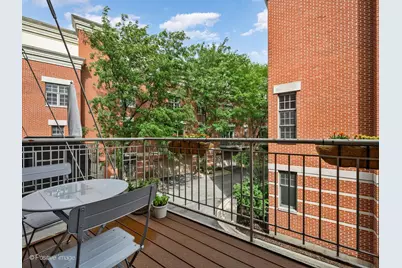 867 N May Street, Chicago, IL 60642 - Photo 16