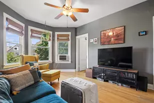 4610 N Claremont Ave, Chicago, IL 60625 - Photo 4