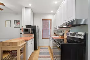 4610 N Claremont Ave, Chicago, IL 60625 - Photo 8