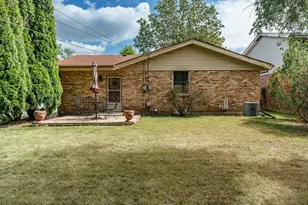 2303 Lucille St, Rockford, IL 61104 - Photo 30