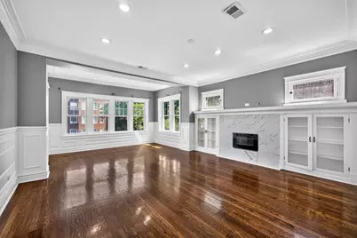 7440 S Paxton Avenue #2, Chicago, IL 60649 - Photo 4