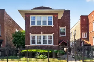 7440 S Paxton Ave, Chicago, IL 60649 - Photo 1