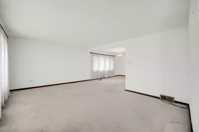 7903 W 102nd Street, Palos Hills, IL 60465 - Photo 6