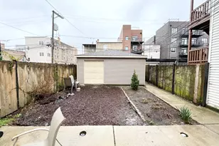 1525 N Artesian Ave, Chicago, IL 60622 - Photo 16