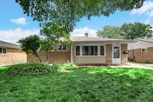 17233 Walter St, Lansing, IL 60438 - Photo 2