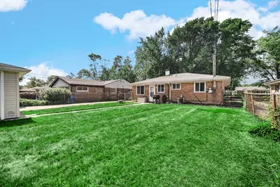 17233 Walter Street, Lansing, IL 60438 - Photo 18