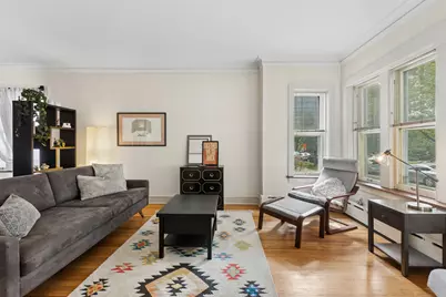 5249 N Sawyer Avenue, Chicago, IL 60625 - Photo 2