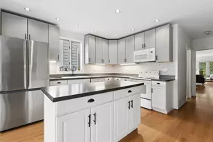 5249 N Sawyer Ave, Chicago, IL 60625 - Photo 8