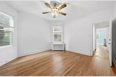 7806 S Cregier Avenue, Chicago, IL 60649 - Photo 10