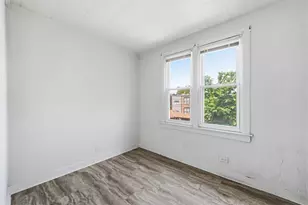 7806 S Cregier Ave, Chicago, IL 60649 - Photo 14