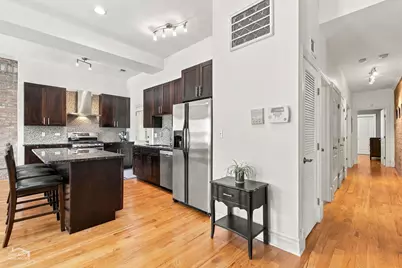 [Address not provided], Chicago, IL 60657 - Photo 12