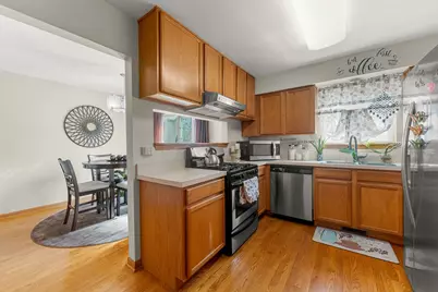 2881 N Augusta Drive, Wadsworth, IL 60083 - Photo 14