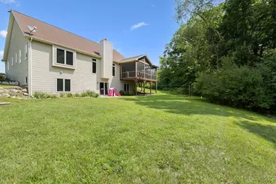 W7265 Robins Way, Elkhorn, WI 53121 - Photo 20