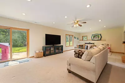 W7265 Robins Way, Elkhorn, WI 53121 - Photo 14