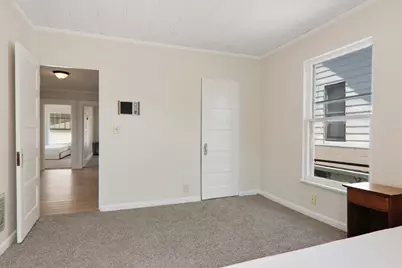 811 E Washington Street, Bloomington, IL 61701 - Photo 18