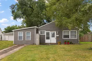 1914 Innercircle Dr, Crest Hill, IL 60403 - Photo 1